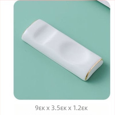 Πορσελάνινος δέκτης για ξυλάκια και κουτάλια σε τραπέζια ξενοδοχείων — πορσελάνινο οστού με γλάσο, στιλ φως-λαμπρή πολυτέλεια, προσαρμογή με λογότυπο