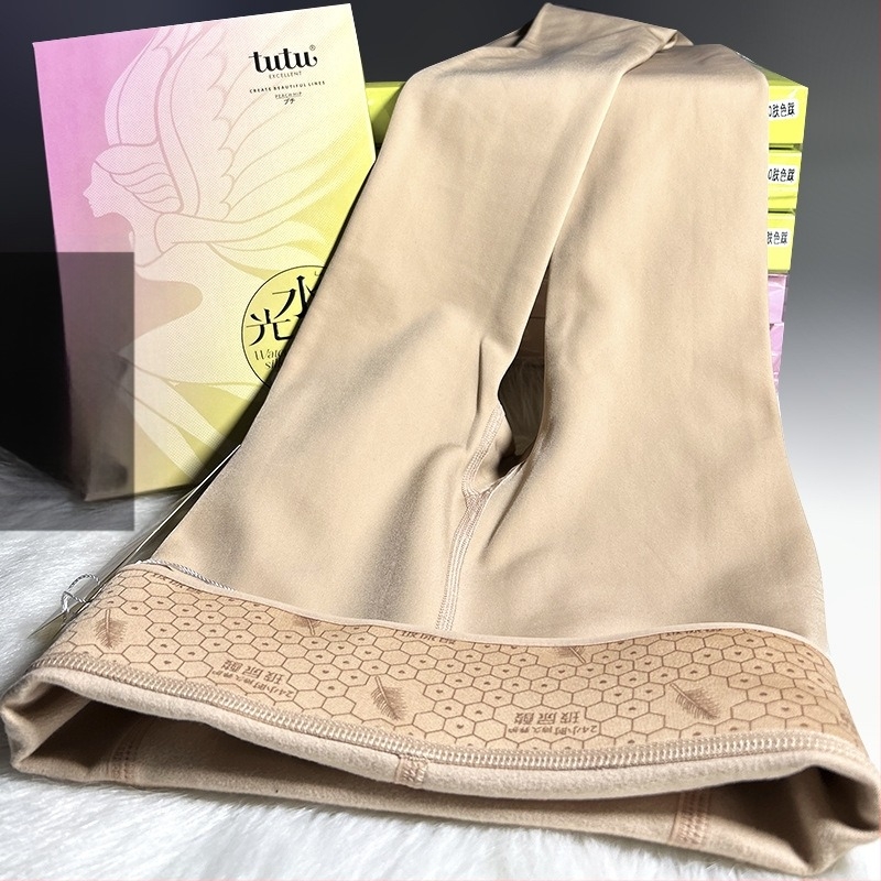 Νάιλον καλσόν, διατηρεί τη ζέστη, μονόχρωμο, μεσαίου πάχους, περιοχή καβάλου με μία πλευρά