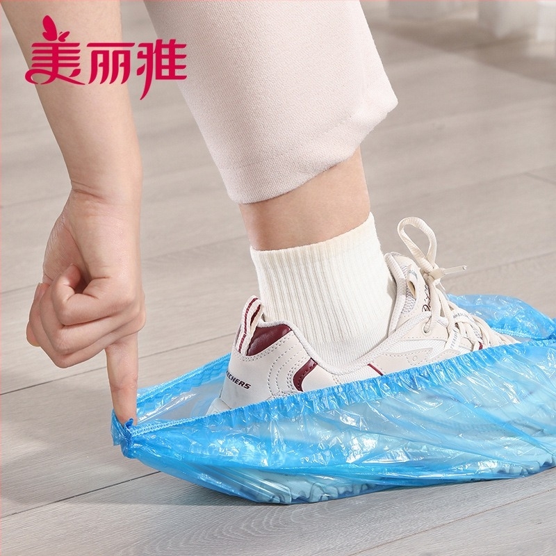 Καλύμματα παπουτσιών εσωτερικού χώρου για ενήλικες, παχιά, ανθεκτικά και αδιάβροχα, 100 τεμάχια με κρεμάμενο διανομέα.