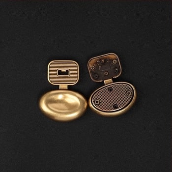 Κλειδαριά από μέταλλο χυτό σε antique gold για τσάντες και αποσκευές — διακοσμητικό κούμπωμα για δερμάτινες αποσκευές