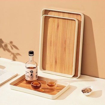 Πλαστικός δίσκος σε σκανδιναβικό στυλ με υφή ξύλου για σερβίρισμα τσαγιού και φρούτων