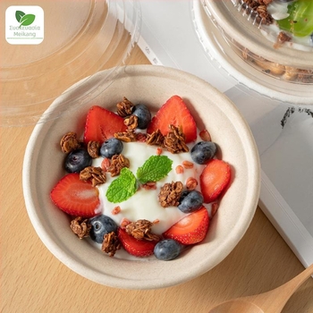 Μονοχρηστικό μπολ από χάρτοπολτό βιοδιασπώμενο με σχήμα καπέλου από άχυρο, χωρητικότητα 340-350 ml, πάχος 1 mm, δυνατότητα εκτύπωσης λογότυπου, εξατομίκευση, κατάλληλο για επιδόρπια, γιαούρτι και φρουτοσαλάτες