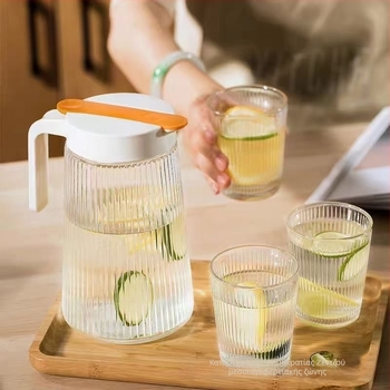 Σετ πέντε γυάλινα σκεύη νερού, Nine days, γυάλινο soda-lime, σύγχρονη μινιμαλιστική αισθητική, κατάλληλο για επιχειρηματικά δώρα και διαφημιστικές ενέργειες