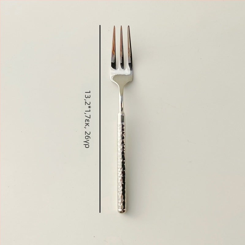 Σετ μαχαιροπίρουνα από ανοξείδωτο 304: μαχαίρι, πιρούνι και κουτάλι με λαβή χτυπητή σε σχήμα κυκλικού διαμαντιού, καθρέπτινο φινίρισμα, μινιμαλιστικό μοντέρνο στυλ