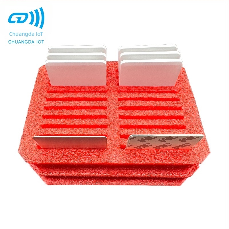 RFID UHF κεραμική ετικέτα για σταθμό διοδίων πάρκινγκ – ISO18000-6C, μνήμη 96 bit, εμβέλεια ανάγνωσης 0,3–1,0 m, παθητικό, συσκευασία ABS+κεραμικό υπόστρωμα