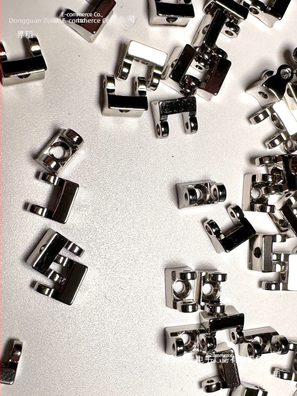 Σετ εξαρτημάτων γομφών περσίδων με συνδετήρες ράβδου έλξης και μικρές μεντεσέδες – για περσίδες και πόρτες – χωρίς δυνατότητα εξατομίκευσης, στυλ γενικό