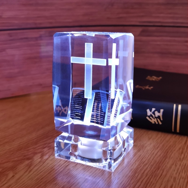 Κρυστάλλινο σταυρό για σπίτι και αυτοκίνητο — επιτραπέζιο διακοσμητικό, απλό στυλ; Υλικό: κρύσταλλο; Λειτουργία: διακόσμηση