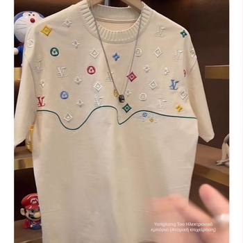 Ανδρικό T‑shirt από 100% βαμβάκι χωρίς γιακά, κοντό μανίκι, φαρδιά γραμμή, με διαφημιστικό λογότυπο, καλοκαιρινό casual