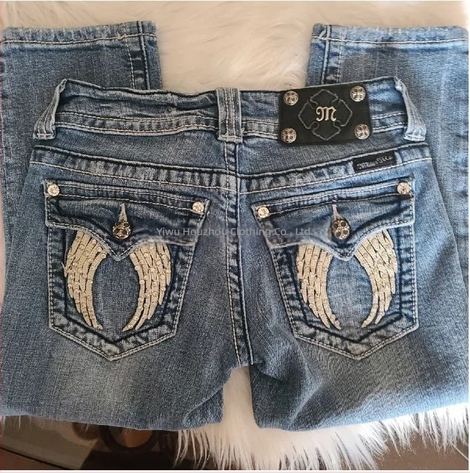 Γυναικείοι τζίν Y2K με κέντημα φτερών σε τσέπες, στενή εφαρμογή, μεσαία μέση, ρετρό ντένιμ