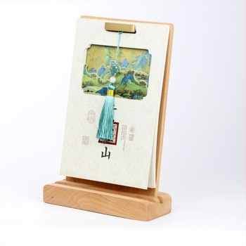 Ξύλινη βάση για επιτραπέζιο ημερολόγιο, μοντέρνος μινιμαλιστικός σχεδιασμός, προσαρμογή: χάραξη λογότυπου με λέιζερ, προσαρμοσμένα σχέδια/δειγμα, OEM/ODM.
