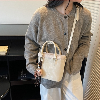 Τσάντα crossbody από PU, σχήματος κουβά, κλείσιμο με φερμουάρ, μονό ιμάντας