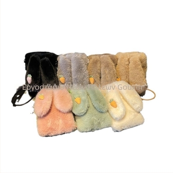 Τσάντα plush crossbody — κάθετο τετράγωνο σχήμα, εσωτερική θήκη για κινητό, επένδυση πολυεστέρα, με μία ιμάντα, φρέσκο και γλυκό στυλ