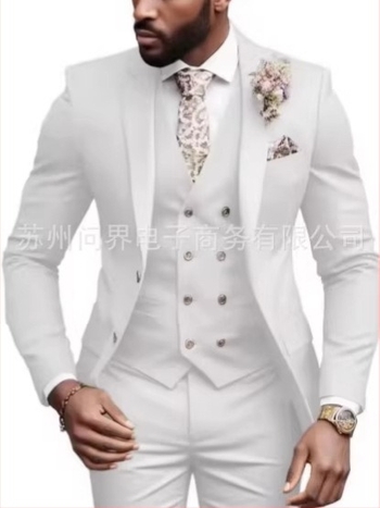 Ανδρικό κοστούμι 3 τεμαχίων, Notched Lapel, single-breasted με δύο κουμπιά, Serge ύφασμα (70% πολυεστέρας), εφαρμοστό