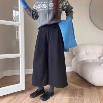 Γυναικείες παντελόνες σε φαρδιά γραμμή, σε plus size, με ζεστό φλίς, μήκος 9/10, φθινοπωρινό μοντέλο 2025, ευέλικτες για καθημερινή χρήση