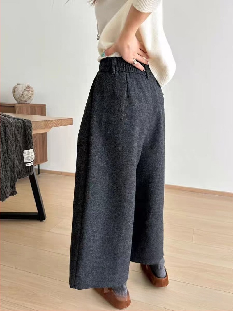 Γυναικείες παντελόνες σε φαρδιά γραμμή, σε plus size, με ζεστό φλίς, μήκος 9/10, φθινοπωρινό μοντέλο 2025, ευέλικτες για καθημερινή χρήση