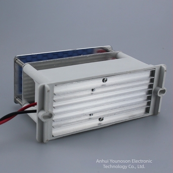 Οζονικός οικιακός γεννήτρια απολύμανσης – εξάλειψη οσμών και φορμαλδεΰδης, απολύμανση, χαμηλός θόρυβος 36 dB, ροή αέρα 50 m³/h, τροφοδοσία AC, κατάλληλο για χώρους 61 m² και άνω