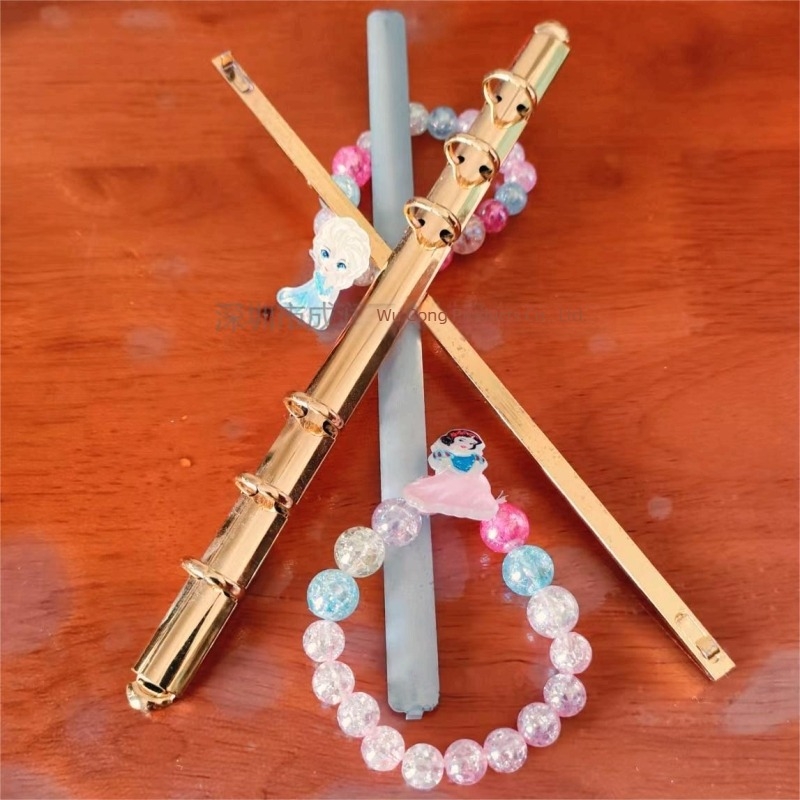 Μεταλλικός κλιπ για ημερολόγια και σημειωματάρια — (Μάρκα: Moisturizing; Υλικό: Μέταλλο; Τύπος προϊόντος: Handbook stationery binder)