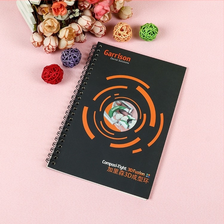 Ημερολόγιο XR-01 — προσαρμόσιμη κάλυψη, προσαρμόσιμο δέσιμο, προσαρμόσιμο βάρος χαρτιού, προσαρμόσιμος αριθμός σελίδων, δημιουργικό στυλ σημειώσεων.