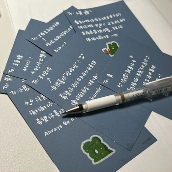 Σημειωματάριο σε cartoon στυλ, χωρίς κόλλα, memo γραφείου — Μάρκα Full Bag of Sunlight