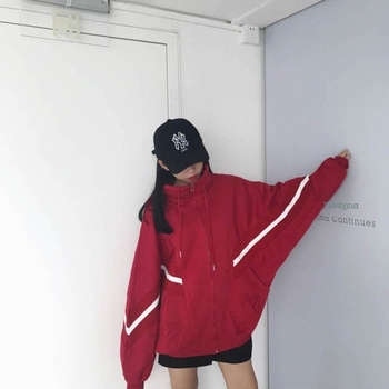 Γυναικείο μπουφάν από πολυεστέρα με επένδυση φλίς, με σταθερό γιακά, φερμουάρ και ρυθμιζόμενο κορδόνι