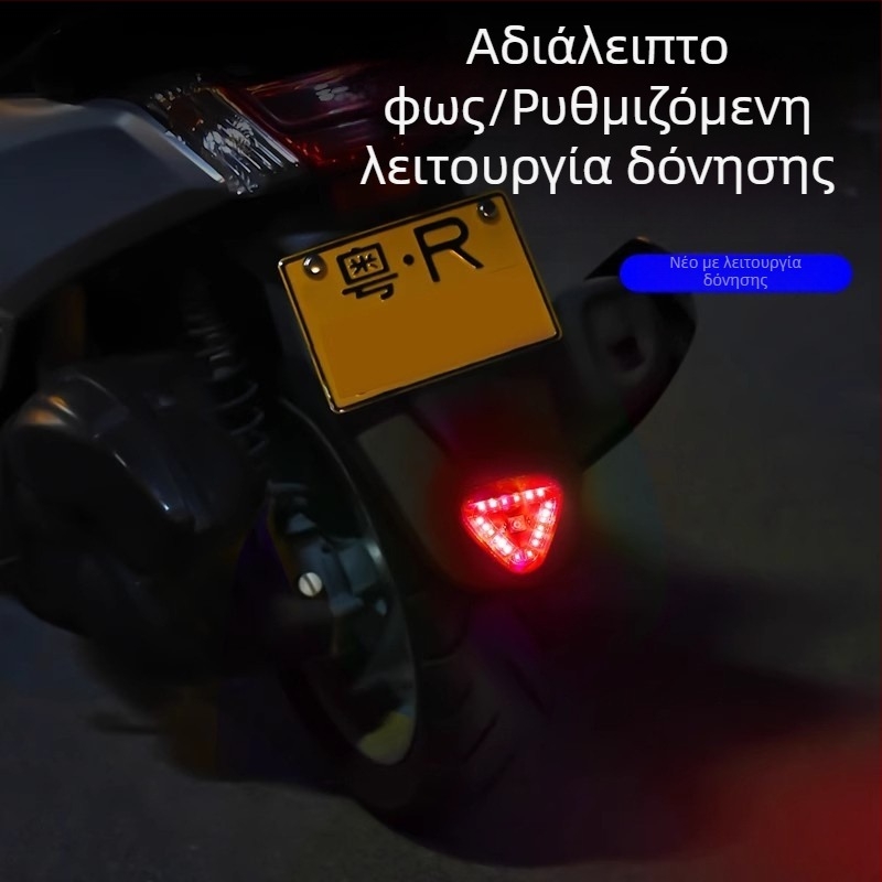 Τριγωνικό ηλιακό φως στροβ για μοτοσικλέτες, ABS σώμα, 12V, 5W, 0,5A
