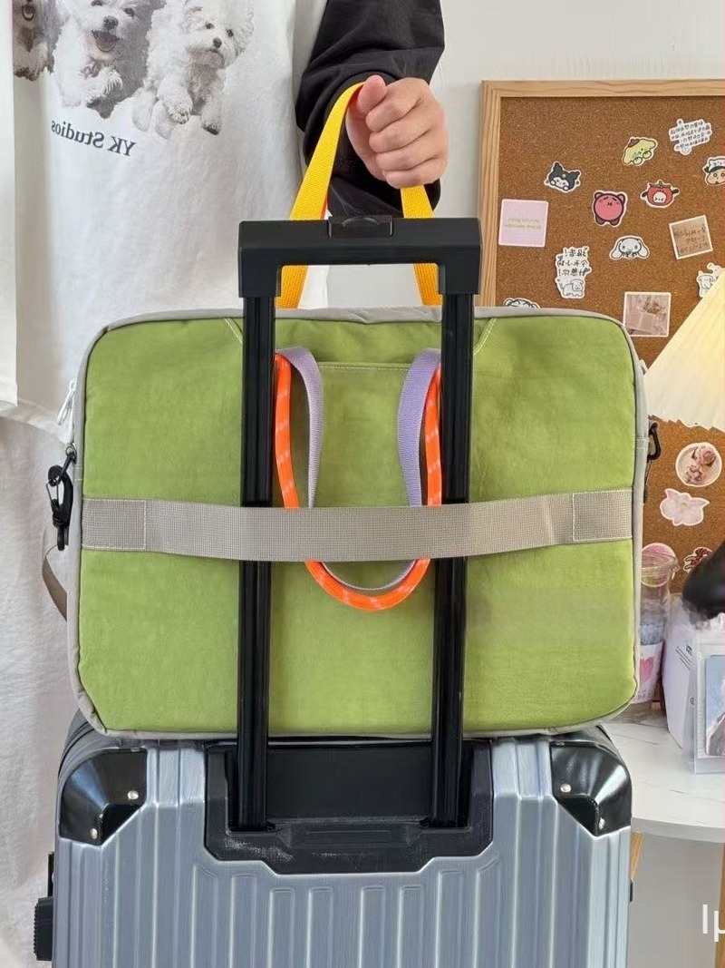 Τσαντάκι crossbody σε αστικό στυλ – αδιάβρονο νάιλον, επένδυση πολυεστέρα, unisex, καλοκαίρι 2025