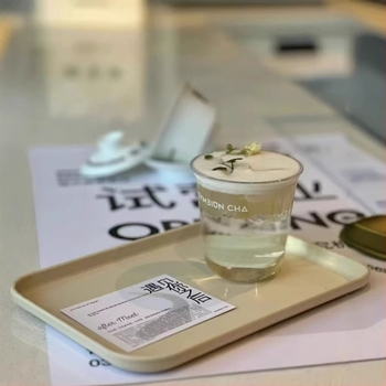 Κύπελλο PET μίας χρήσης με επίπεδο καπάκι, οβάλ σχήματος, χωρητικότητα 301–400 ml, εκτύπωση κατόπιν παραγγελίας