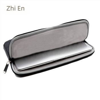 Τσάντα από PU δέρμα για φορητό υπολογιστή και tablet, καπιτονέ σχέδιο με κέντημα, με εσωτερική επένδυση (Υλικό: PU δέρμα; Περίοδος: Άνοιξη 2023; Φύλο: Ουδέτερο; Λειτουργία: Άλλο)