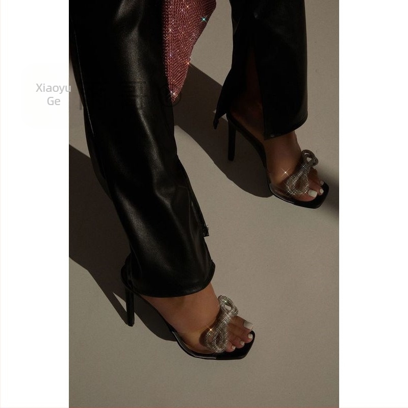 Γυναικείες σανδάλες με φιόγκο στρας και υψηλό τακούνι, PVC επάνω, τετράγωνη μύτη, καουτσούκ σόλα, καλοκαίρι 2022