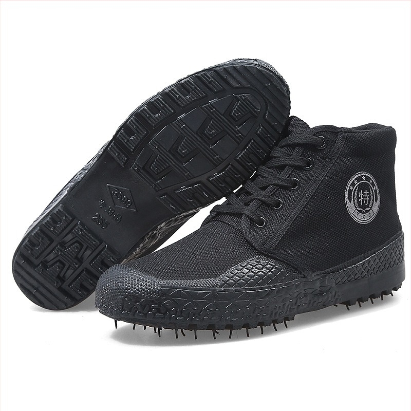 Αντιολισθητικά Παπούτσια Ασφάλειας από Καμβά — Διαπνέοντα, Ανθεκτικά; Επάνω μέρος: Καμβάς; Σόλα: Καουτσούκ; Υψηλό Κορμό; Κλείσιμο με κορδόνια; Εσωτερικό: Υφασμάτινο