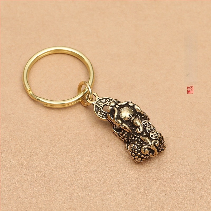 Μεταλλικό κλειδοθήκη με Pixiu, μοτίβα γούρντ και ζωδιακά στοιχεία — κρεμαστό αυτοκινήτου και για τσάντα, unisex κοσμήμα