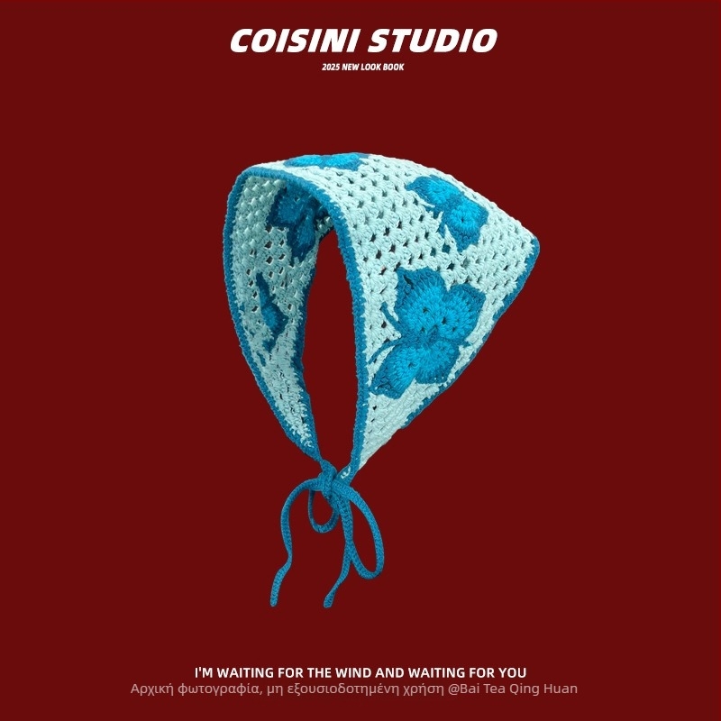 Πλεκτή στέκα μαλλιών με λουλούδι και καρό μοτίβο, στυλ τριγωνικού φουλαριού, άνοιξη 2025