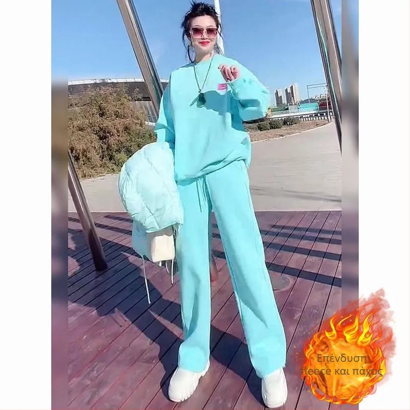 Γυναικείο casual αθλητικό σετ σε ευρωπαϊκό στυλ, φθινοπωρινό–χειμερινό, με φλίς επένδυση και παχύτερο ύφασμα, μοναδικός σχεδιασμός – φούτερ και παντελόνι φόρμας.
