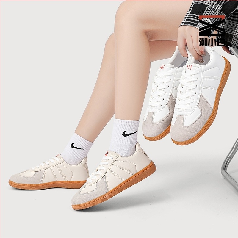 Γυναικείες sneakers από σουέντ με καλοκαιρινό color-block, γερμανικού στυλ, χαμηλό προφίλ, μαλακή σόλα, ελαφριά και κατάλληλα για καθημερινή χρήση.