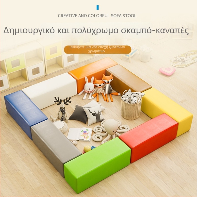 Μαλακό σετ καθιστικού για τη ρεσεψιόν νηπιαγωγείου: περίφραξη, καναπές, σκαμπό και μακρύς πάγκος