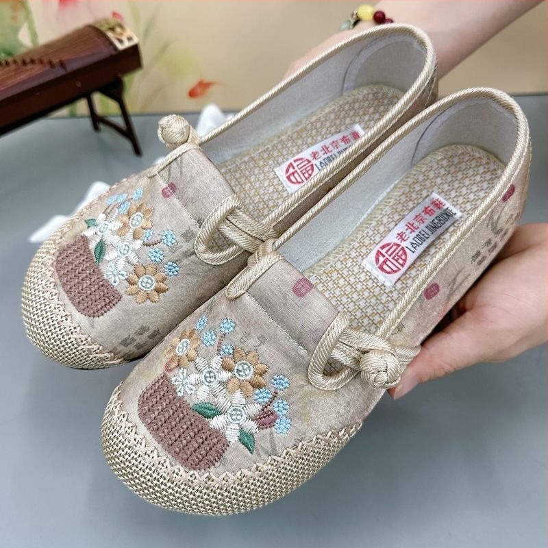 Γυναικεία καλοκαιρινά διχτυωτά slip-on παπούτσια, αναπνέον ύφασμα, μαλακή σόλα, κεντημένα στοιχεία, καθημερινά παπούτσια