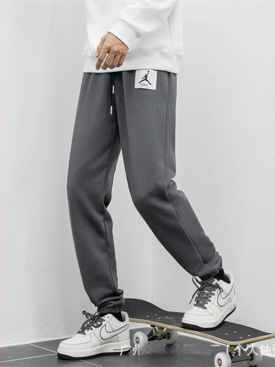 Ανδρικοί joggers από terry βαμβάκι, φαρδιά γραμμή, με κορδόνι στη μέση, μανσέτες στους αστραγάλους, άνοιξη-φθινοπωρο