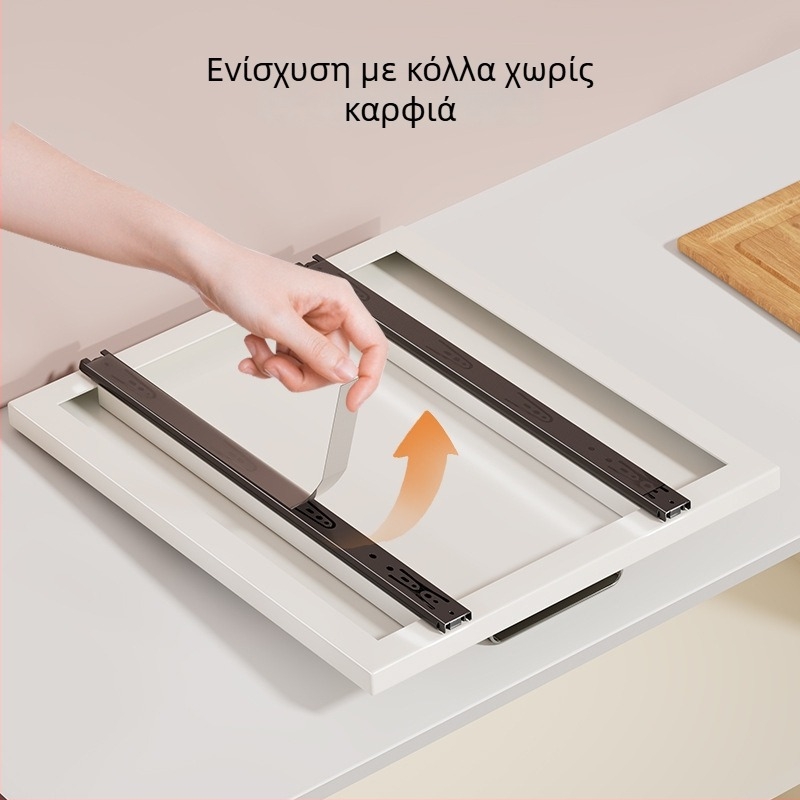 Συρόμενο ράφι με καλάθι κάτω από τον νεροχύτη — οργάνωση σκευών και μπαχαρικών