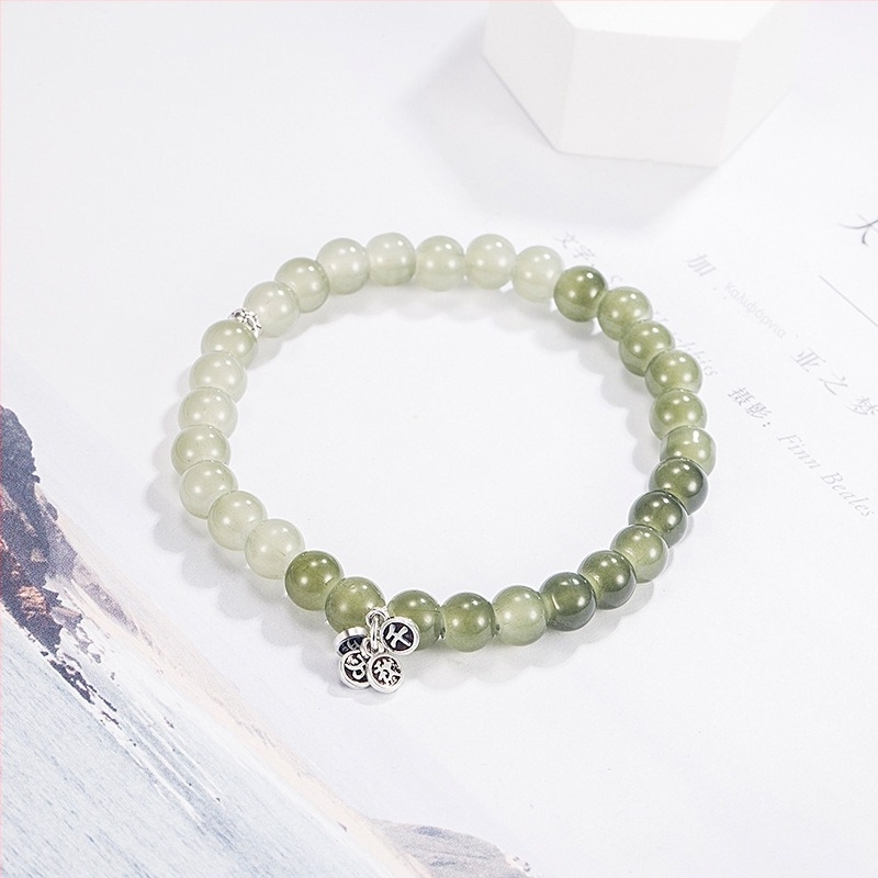Διαβαθμισμένο βραχιόλι από Hetian jade σε πράσινο-λευκό, γυναικείος ρετρό σχεδιασμός, Φθινοπωρινός-Χειμερινός 2022.