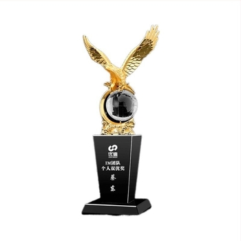 Golden Eagle Κρύσταλλο Τρόπαιο και Μετάλλιο, υψηλής ποιότητας εξατομικευμένα για αθλητικές εκδηλώσεις, διαγωνισμούς και ετήσιες συναντήσεις — σουβενίρ, διακοσμητικά δώρα με χαρακτική