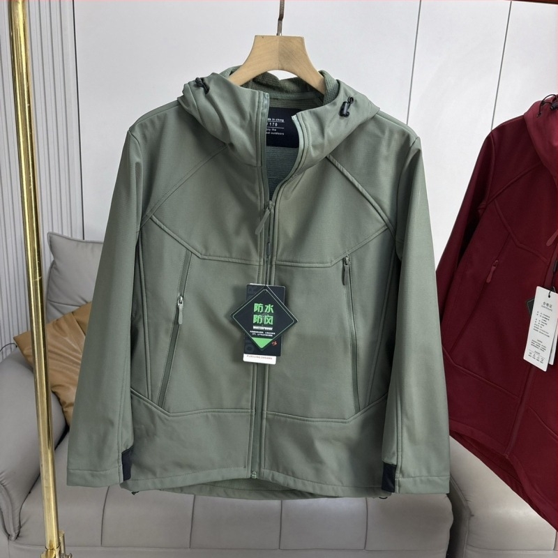 Ανδρικό μπουφάν εξωτερικού τύπου softshell με επένδυση fleece, παχύτερο, κουκούλα, αδιάβροχο και ανθεκτικό στον άνεμο