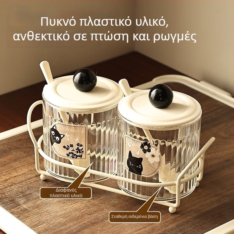 Σετ μπαχαρικών σε αρχαϊκό στυλ με επιτοίχιο ράφι κουζίνας, δοχείο αλατιού και MSG