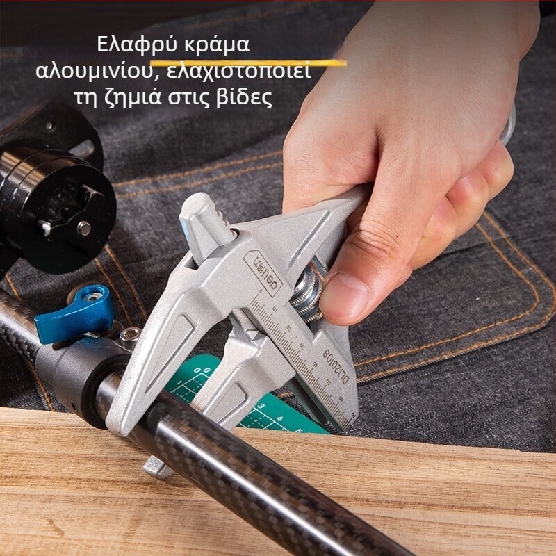 Deli μπάνιου κλειδί, πολυλειτουργικό εργαλείο με κοντή λαβή και ευρύ άνοιγμα για επισκευές σωληνώσεων αποχέτευσης και βαλβίδων κλιματισμού.