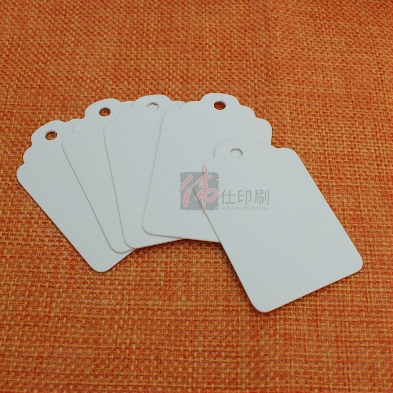 Wei Shi 9x4 cm κενές κρεμαστές ετικέτες με κορδόνι, λευκό χαρτόνι 300 g, 100 τεμ./πακέτο; κατάλληλες για ετικέτες και μενταγιόν