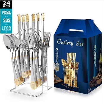 24 τεμάχια σετ δυτικής κουζίνας από ανοξείδωτο ατσάλι, μαχαίρι, πιρούνες και κουτάλια, με βάση κρεμάματος — σχέδιο με χρυσή κορώνα