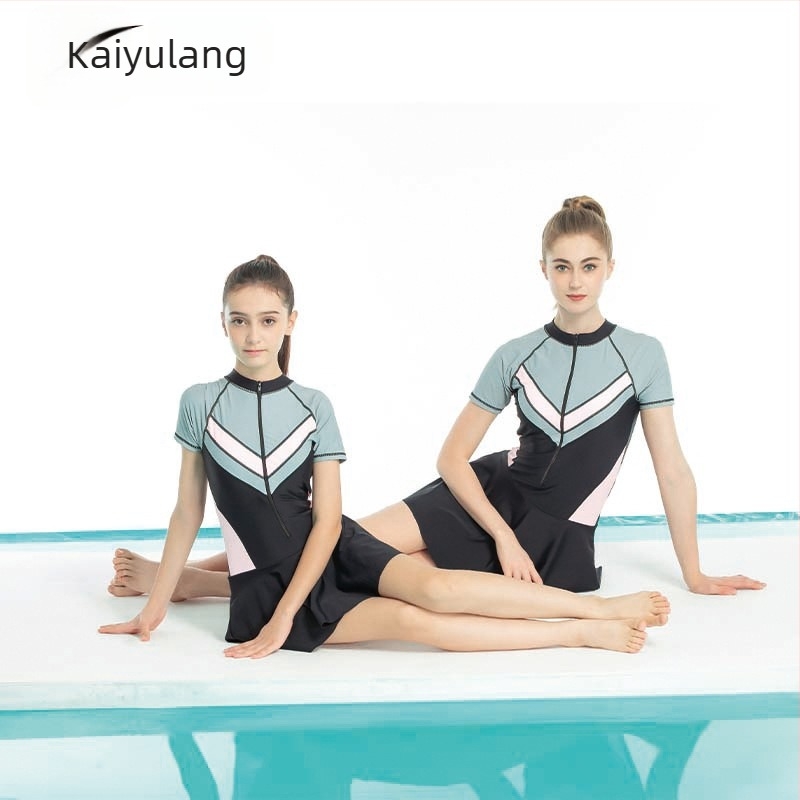 Μονόσωμο μαγιό με φούστα για μαμά και κόρη — σεμνή κάλυψη κοιλιάς, προστασία από τον ήλιο για κορίτσια