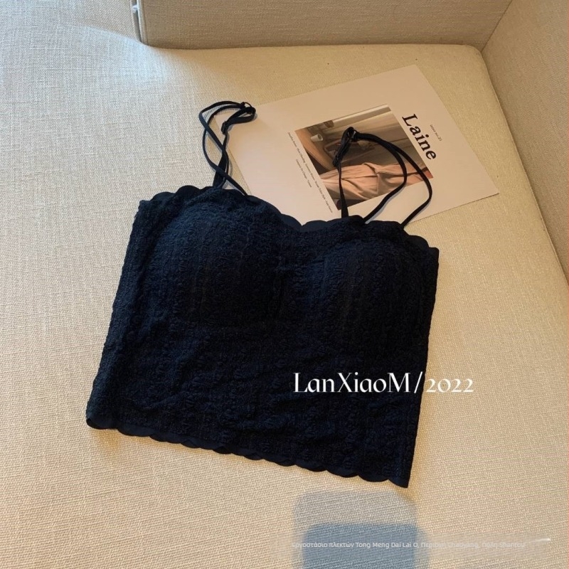 Δαντελένια καμιζόλα με επένδυση στήθους, τιράντες και όμορφο σχέδιο στην πλάτη για layering
