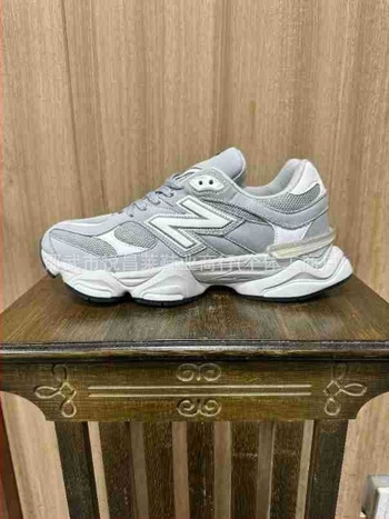 NB9060 Unisex Dad Shoes με εσωτερική αύξηση ύψους και παχιά σόλα, αθλητικά παπούτσια με επάνω μέρος από δίχτυ