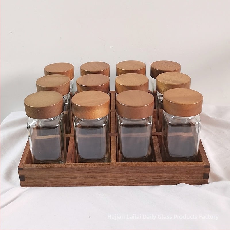Σετ 12 γυάλες καρυκεύματος 120 ml, με βάση από ακακία και κουτί αποθήκευσης με 12 διαμερίσματα για τον πάγκο της κουζίνας