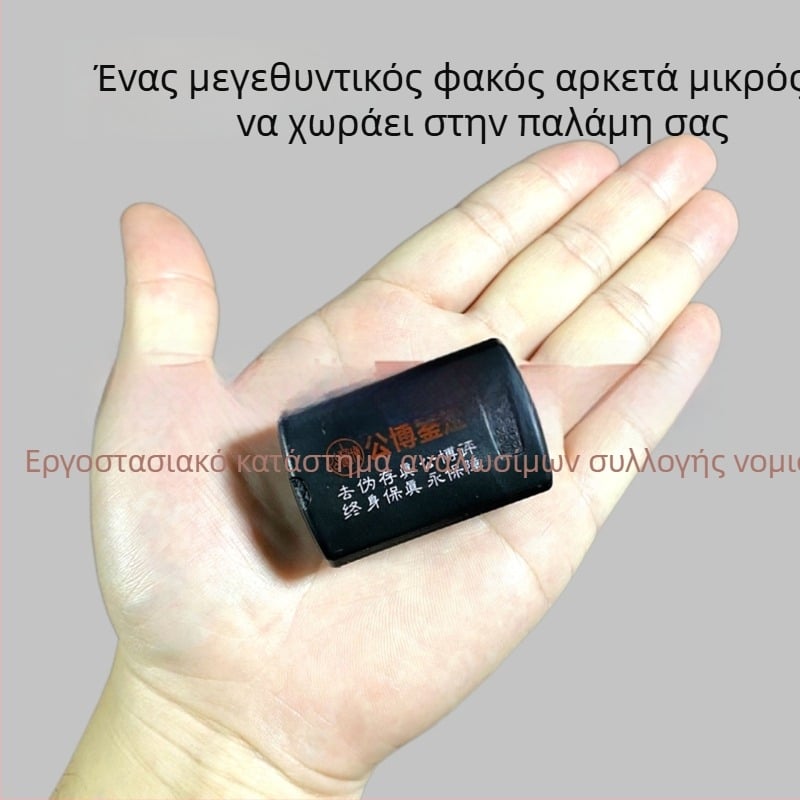 Μεγεθυντικός φακός για αρχαία νομίσματα: λεπτομέρειες ασημένιων δολαρίων και χαλκών νομισμάτων